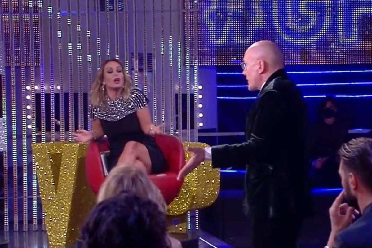 sonia bruganelli signorini gf vip lite cosa è successo perché ha lasciato lo studio